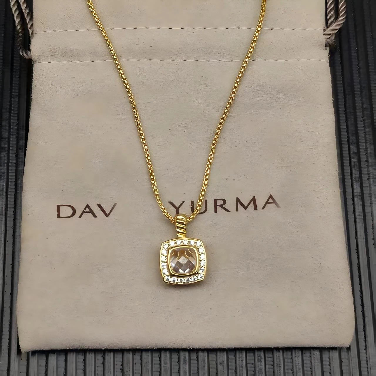 2025 New High-Quality Christmas Elegant and Simple Square Diamond Necklace and Earrings Set - Valentine's Day Gift